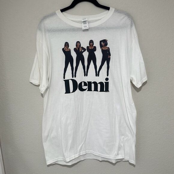 Gildan Softstyle Men's Ring Spun‎ 2018 Demi Lovato Short Sleeve T-Shirt White XL - Picture 1 of 7